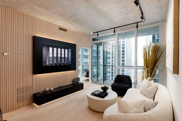 88 Blue Jays Way 2301, Toronto, ON M5V 0L7 - Sale - C13568608