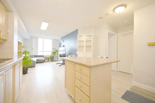 78 Harrison Garden Boulevard 2004, Toronto, ON M2N 7E2 - Rent - C13579126
