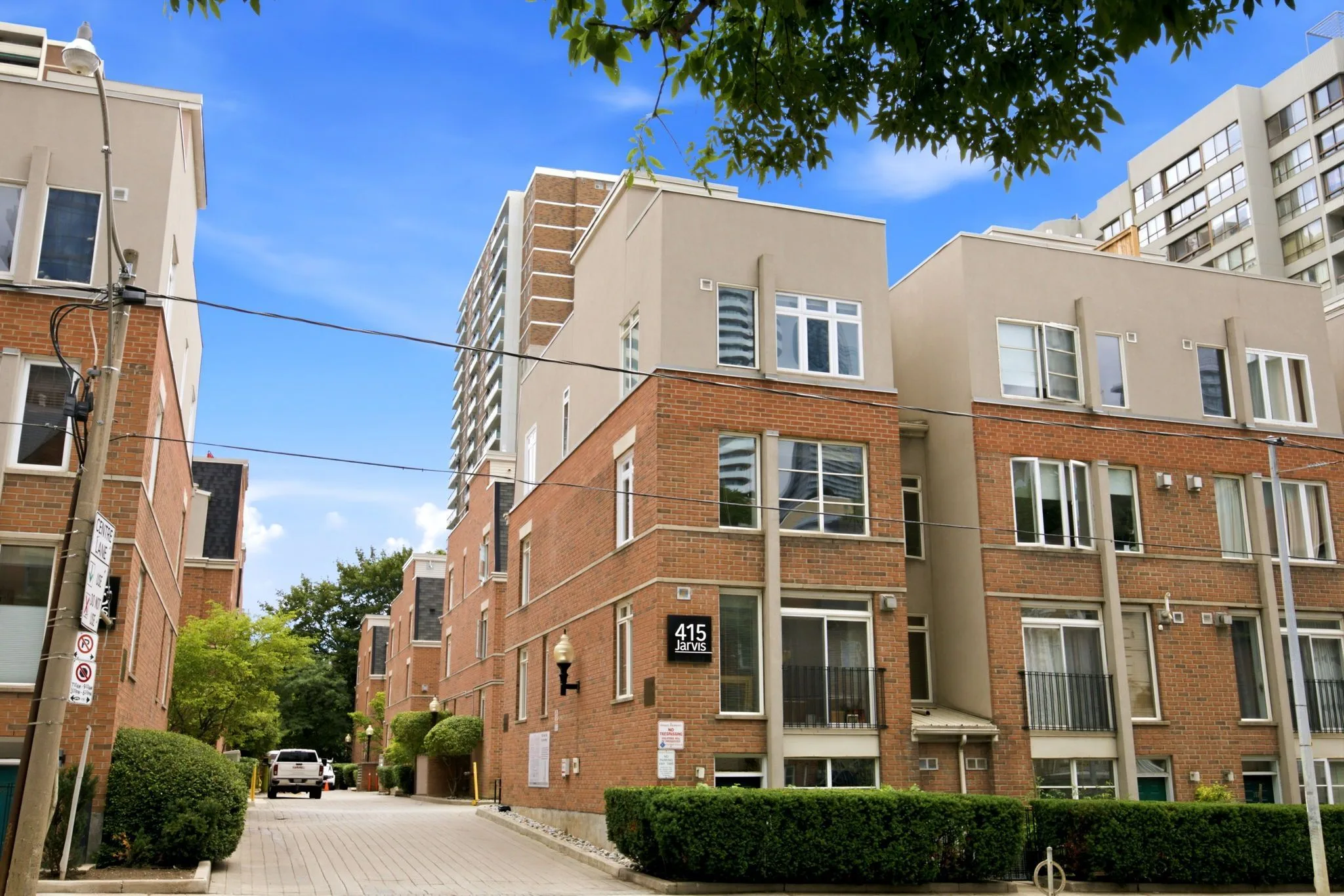 415 Jarvis Street 301, Toronto, ON M4Y 3C1 - Sale - C13599206