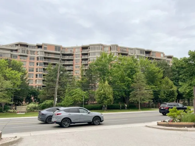 3181 Bayview Avenue PH10, Toronto, ON M2K 2Y2 - Sale - C13614154