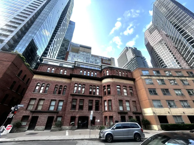 11 St. Joseph Street 1404, Toronto, ON M4Y 3G4 - Rent - C13614324