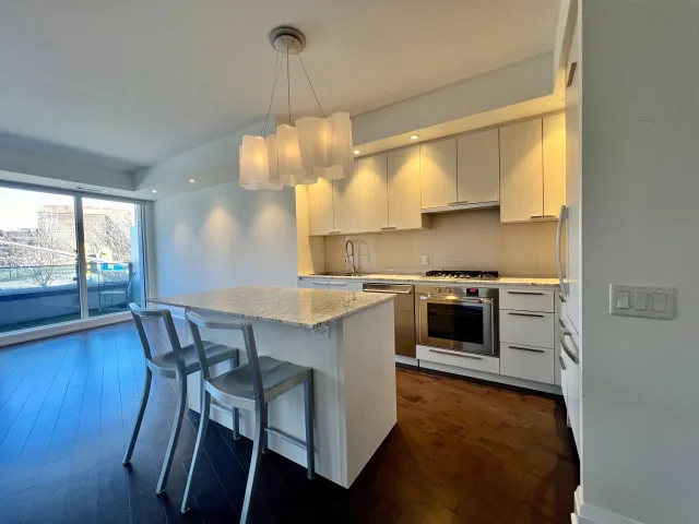 88 Davenport Road 205, Toronto, ON M5R 0A5 - Sale - C13614776