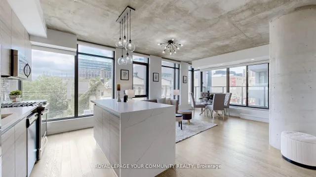 111 Bathurst Street 314, Toronto, ON M5V 0M9 - Rent - C13614880