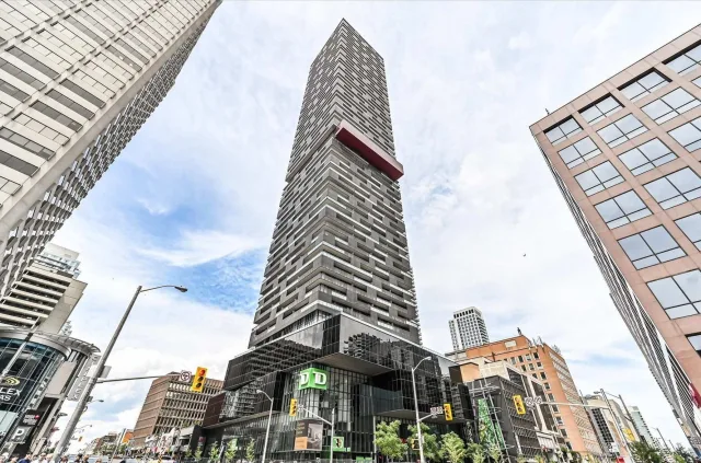 8 Eglinton Avenue E 506, Toronto, ON M4P 1A6 - Rent - C13614932
