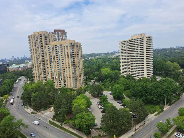133 Wynford Drive 1701, Toronto, ON M3C 0J5 - Sale - C13617100