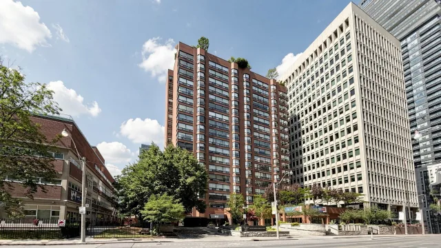 62 Wellesley Street W 1405, Toronto, ON M5S 2X3 - Sale - C13617152