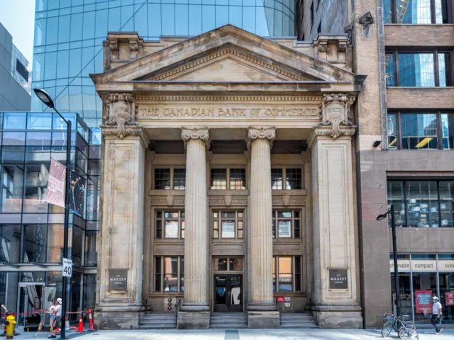 197 Yonge Street 2102, Toronto, ON M5B 0C1 - Rent - C13618654