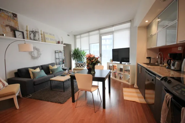 25 Capreol Court 310, Toronto, ON M5V 3Z7 - Rent - C13623514