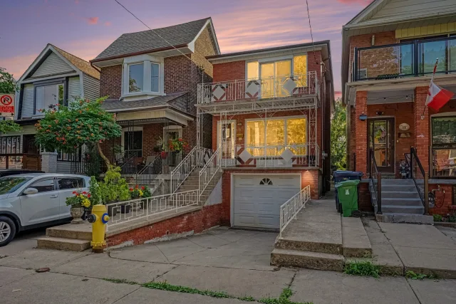 164 Robina Avenue W, Toronto, ON M6C 3Y7 - Sale - C13627552