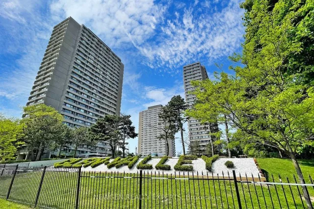 715 Don Mills Road 2103, Toronto, ON M3C 1S5 - Sale - C13701728