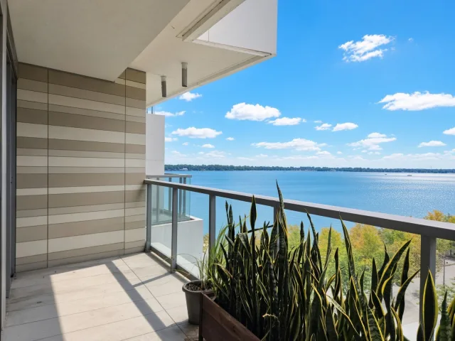 118 Merchants' Wharf 704, Toronto, ON M5A 0L3 - Rent - C13712474