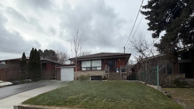 46 Hove Street Lower Level, Toronto, ON M3H 4Y9 - Rent - C13713320