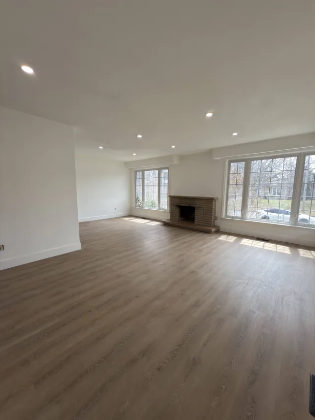 112 Santa Barbara Road Main, Toronto, ON M2N 2C5 - Rent - C13725702