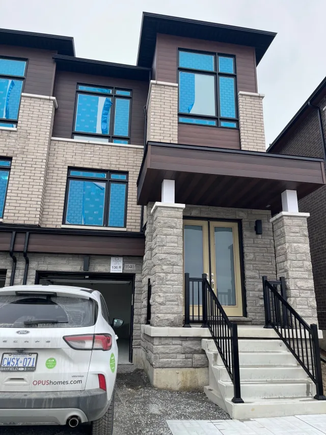 1040 Valhalla Terrace, Pickering, ON L1X 0P8 - Rent - E13725738