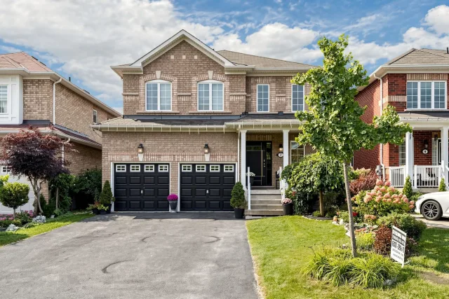 7 Oceanpearl Crescent, Whitby, ON L1N 0C5 - Sale - E13805930