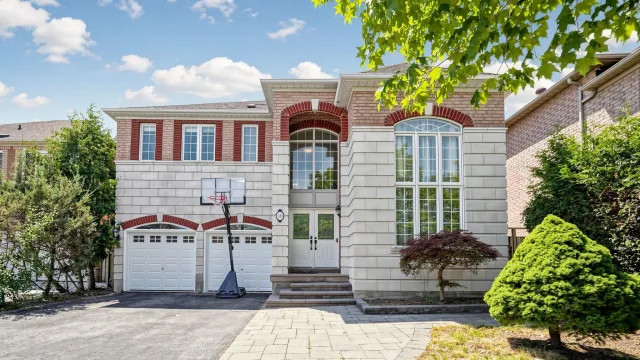 10 Fountain Court, Richmond Hill, ON L4S 2K4 - Sale - N13608646