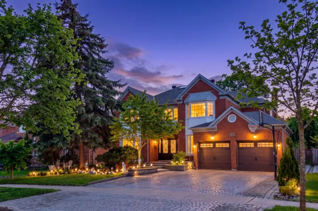 67 Hillhurst Drive, Richmond Hill, ON L4B 2V3 - Sale - N13610020