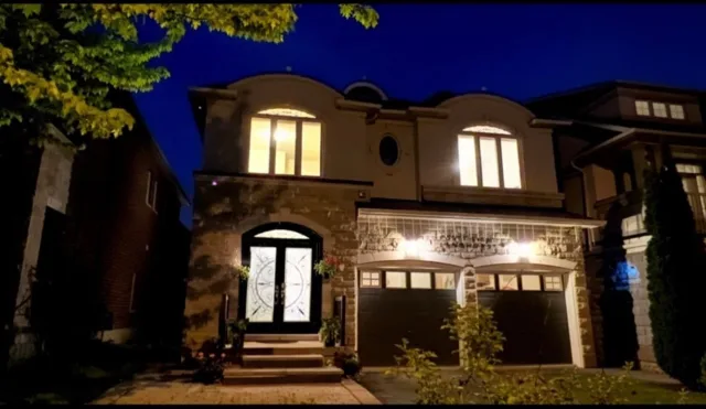 48 Langhorst Crescent E, Richmond Hill, ON L4E 0A9 - Sale - N13613220