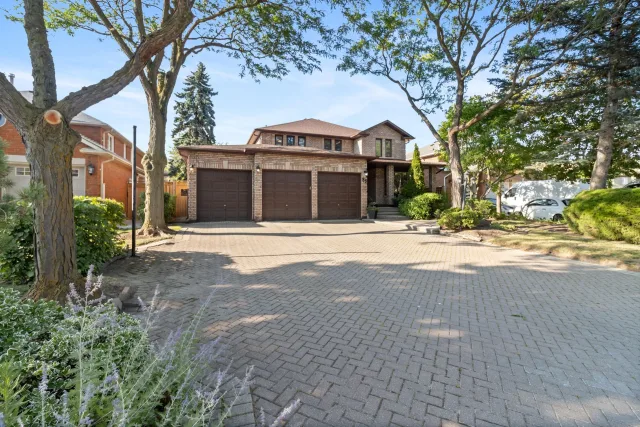 85 Calgary Gardens, Vaughan, ON L4L 8B3 - Sale - N13627216