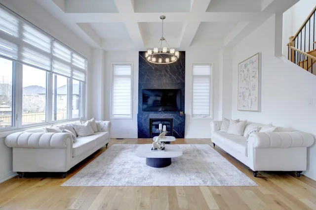 96 Bond Crescent, Richmond Hill, ON L4E 3K7 - Sale - N13627710