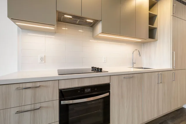5 Meadowdale Road 1209, Vaughan, ON L4K 0C7 - Rent - N13687478