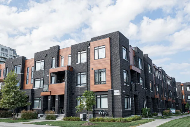 370D Red Maple Road 105, Richmond Hill, ON L4C 5T4 - Sale - N13725694