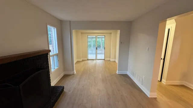 232 Kozlov Street, Barrie, ON L4N 7H6 - Sale - S12295651