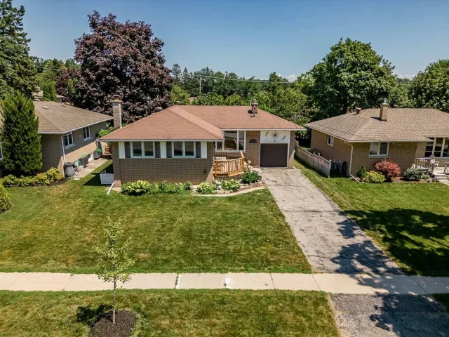 23 Downsview Drive, Barrie, ON L4M 4P7 - Sale - S13590276