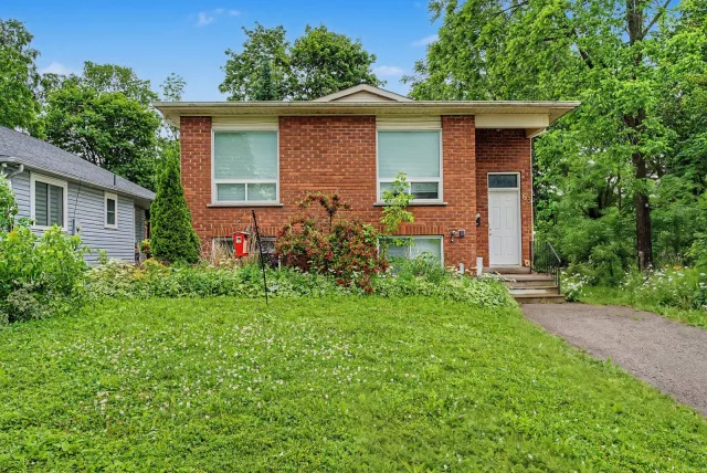 63 Gunn Street Upper, Barrie, ON L4M 2H4 - Rent - S13593640