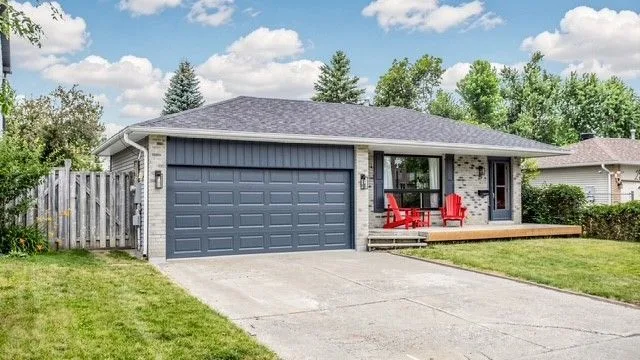 29 Bronte Crescent Upper, Barrie, ON L4N 5B8 - Rent - S13599498