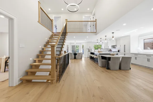 2029 Kempton Park Drive, Mississauga, ON L5M 2Z4 - Sale - W13496674