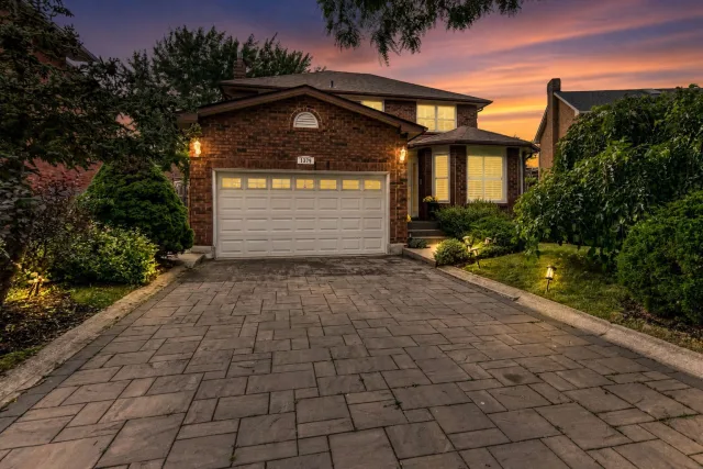 1379 Bramblewood Green, Oakville, ON L6M 2R6 - Sale - W13604682