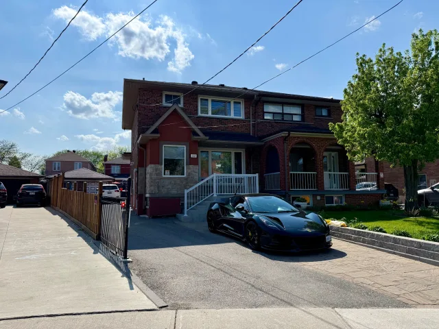 132 Brookhaven Drive Upper, Toronto, ON M6M 4P2 - Rent - W13604796