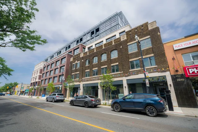 2946 Dundas Street West Street W 408, Toronto, ON M6P 1Y8 - Rent - W13613764