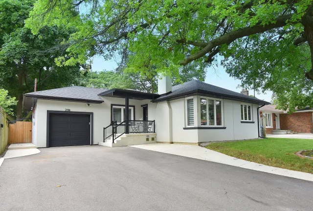 2110 Munden Road, Mississauga, ON L5A 2R2 - Sale - W13616300