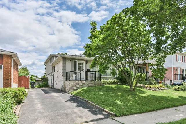 1728 Pickmere Court, Mississauga, ON L4X 1Z4 - Rent - W13619042
