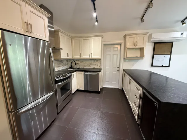 52 Cameron Avenue 4, Toronto, ON M6M 1R2 - Rent - W13623230