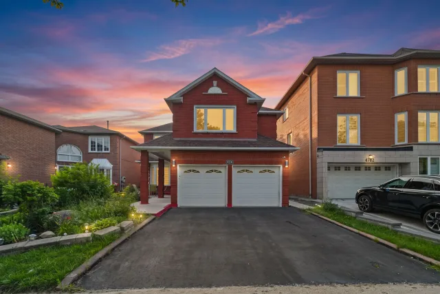 4778 Crystal Rose Drive, Mississauga, ON L5V 1G9 - Sale - W13626950