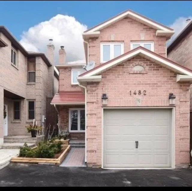 1482 Prince John Circle, Oakville, ON L6J 6S7 - Rent - W13646124