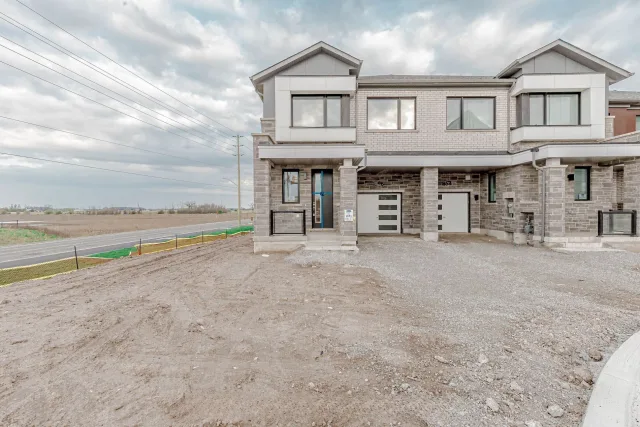 1856 Thames Circle, Milton, ON L9E 2A4 - Rent - W13685106