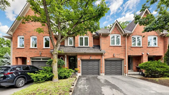1084 Queen Street W 18B, Mississauga, ON L5H 4K4 - Sale - W13709128
