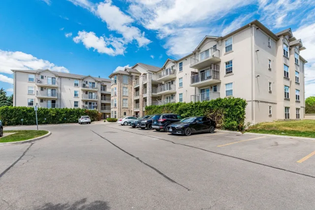 1480 Bishops Gate 406, Oakville, ON L6M 4N4 - Sale - W13710822