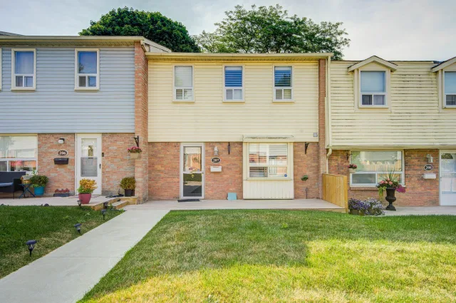 1055 Shawnmarr Road 207, Mississauga, ON L5H 3V2 - Rent - W13718560