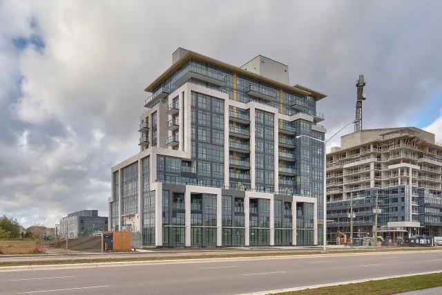 405 Dundas Street W 431, Oakville, ON L6M 5P9 - Sale - W13720670