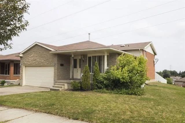2 Hoddle Crescent, Kitchener, ON N2N 2N2 - Rent - X13477306