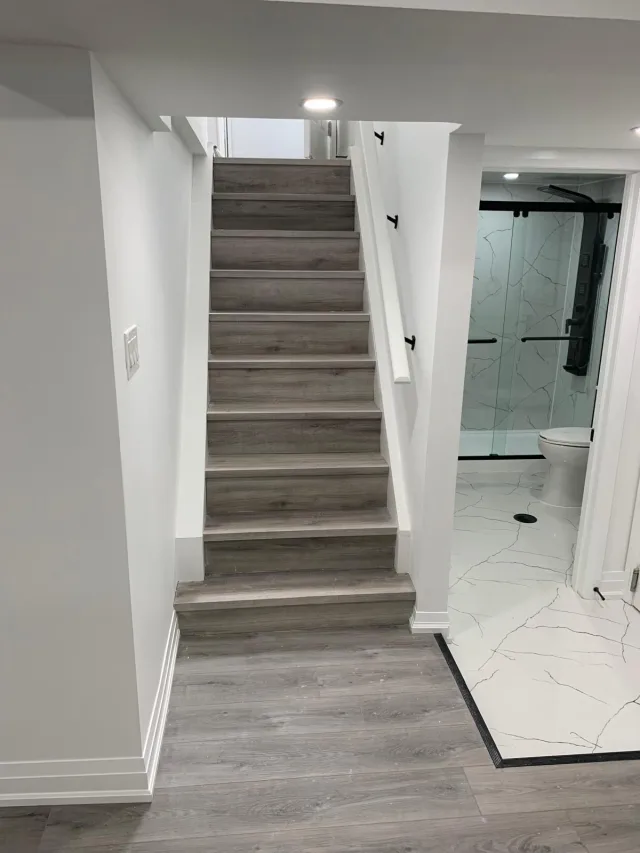 6 Lesterwood Street, Hamilton, ON L8V 4P5 - Rent - X13577958