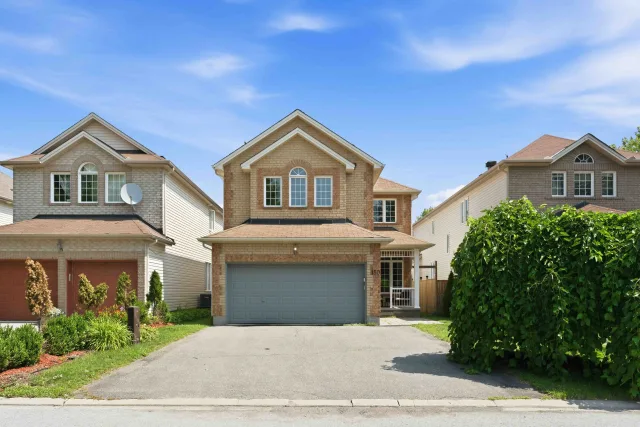 150 Strathcarron Crescent, Kanata, ON K2K 0C8 - Sale - X13612608