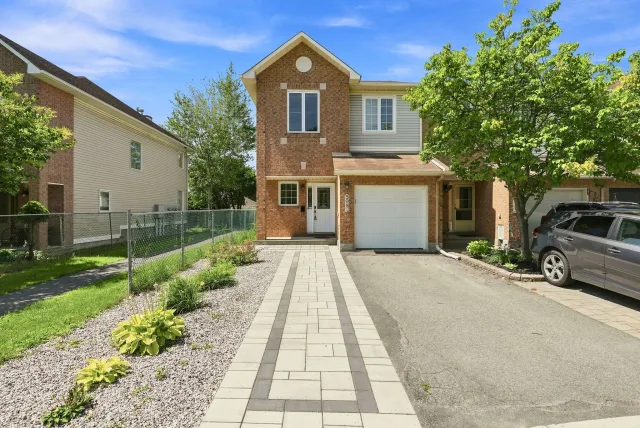 5981 Pineglade Crescent, Orleans - Convent Glen and Area, ON K1W 1G7 - Sale - X13612610