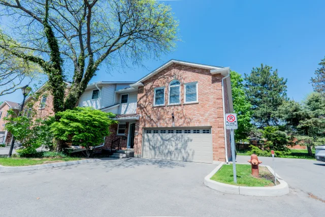 230 Meadowbrook Drive 11, Hamilton, ON L9G 4V2 - Sale - X13701438