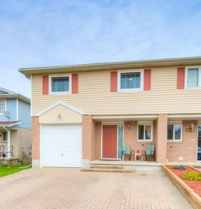 806 Fairway Crescent, Kitchener, ON N2A 4B5 - Rent - X13708522